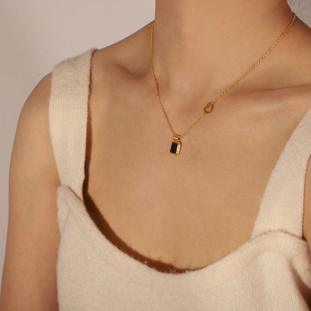 Gold classic fashionable square plate inlaid gemstone design versatile necklace